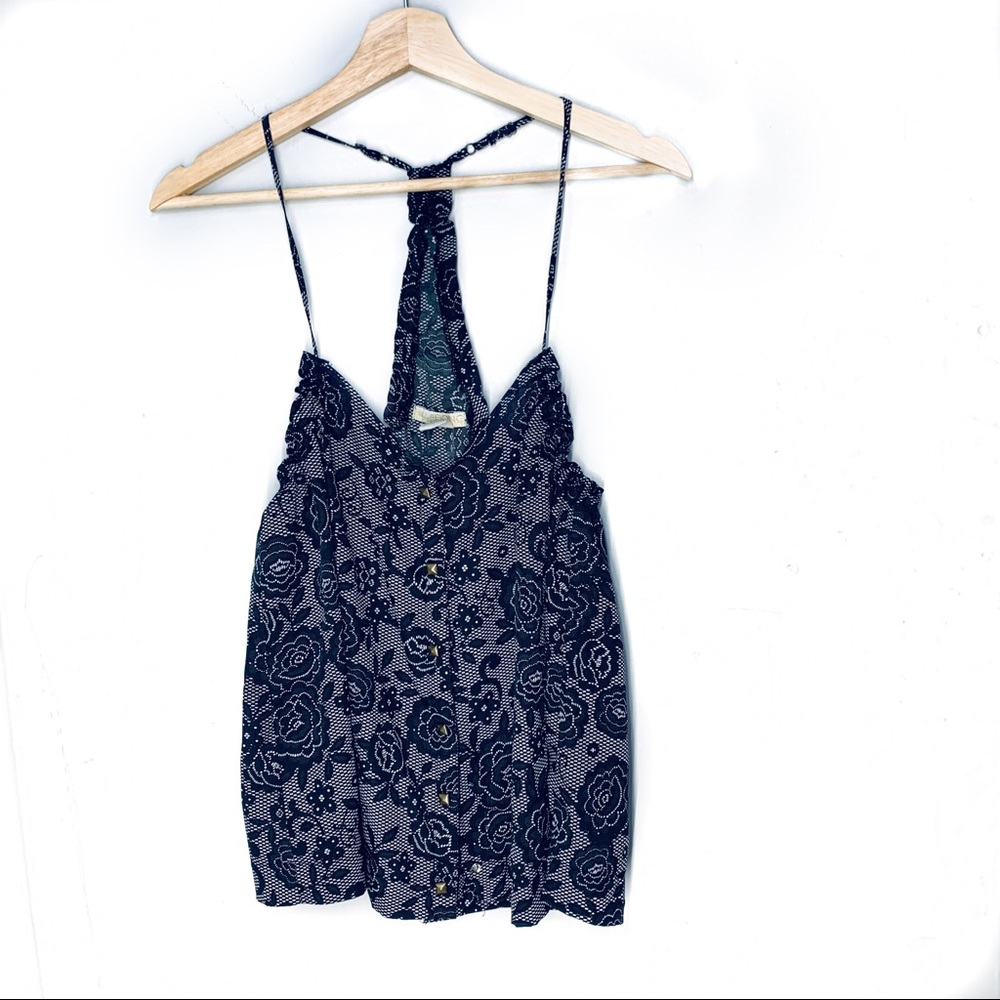 Billabong black and white floral print top